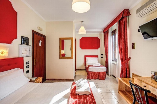 Hotel Espana Dependance image 11
